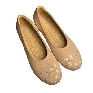 Vivaia Daisy Flats Size 11